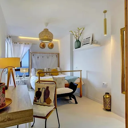 Luxury 1 Minute To The Beach & Salt Pool *