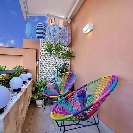Apartment Luxury 1 Minute To The Beach & Salt Pool *