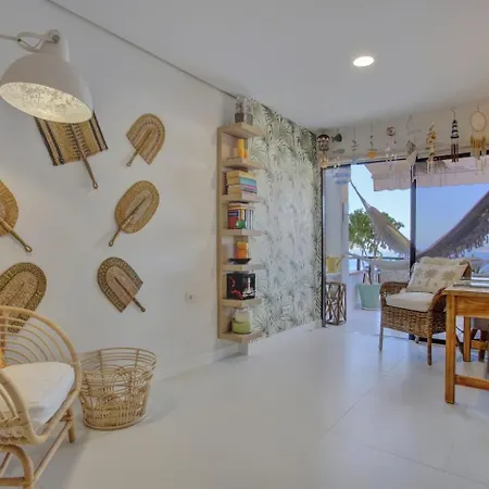 Luxury 1 Minute To The Beach & Salt Pool Tabaiba