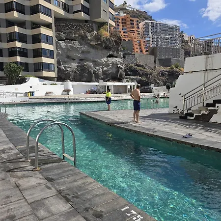 Luxury 1 Minute To The Beach & Salt Pool *