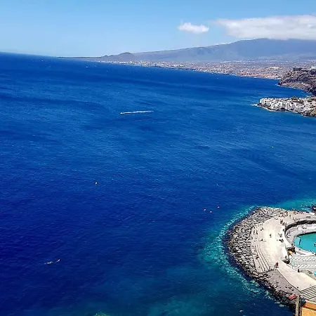 Luxury With Direct Access To The Sea, Two Pools , One Of Them Saltwater, Panoramic Views Of The Sea And Hidden Coves شقة